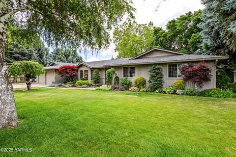 3012 S 79th Ave, Yakima, WA 98903