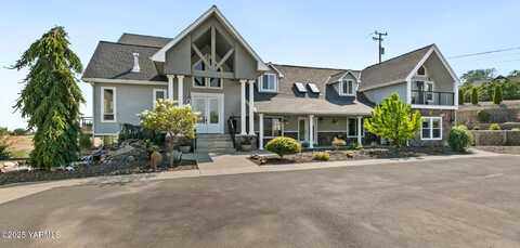 921 Tibbling Rd, Selah, WA 98942