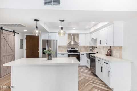 7930 E CAMELBACK Road, Scottsdale, AZ 85251