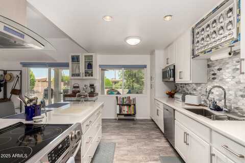 9209 W BRIARWOOD Circle N, Sun City, AZ 85351