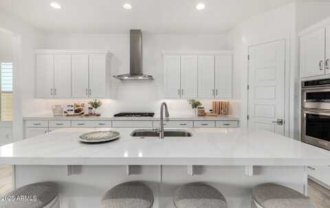 3742 N SHENANDOAH --, Mesa, AZ 85215