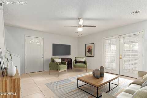 6901 W MACKENZIE Drive, Phoenix, AZ 85033