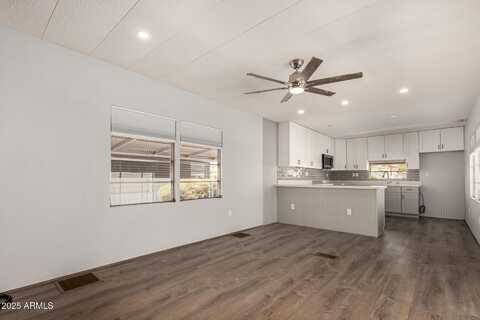10401 N CAVE CREEK Road, Phoenix, AZ 85020