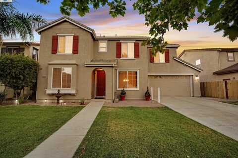1419 Nubian St, Patterson, CA 95363