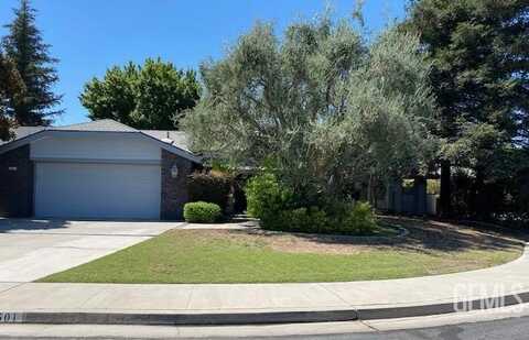 9501 Greenhaven Court, Bakersfield, CA 93311