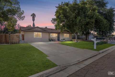 8829 Glenda Street, Bakersfield, CA 93307
