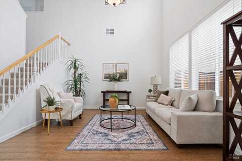2828 Coleman Glen Lane, Santa Rosa, CA 95407