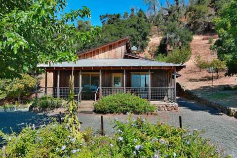 7110 Anderson Ranch Road, Geyserville, CA 95441
