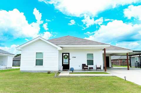 2546 Pineneedle Street, Thibodaux, LA 70301