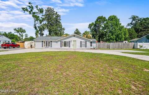 915 Belleview Circle W, Beaufort, SC 29902