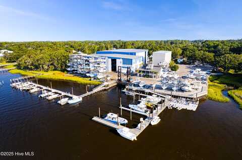 2000 Sommersett Road SW, Ocean Isle Beach, NC 28469