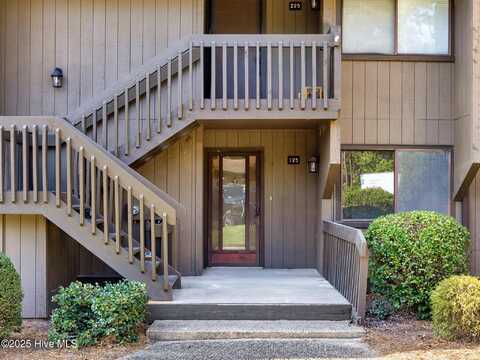 10 Pine Tree Road, Pinehurst, NC 28374