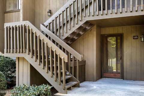 10 Pine Tree Road, Pinehurst, NC 28374