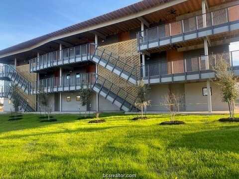 101 West 33rd, Bryan, TX 77803