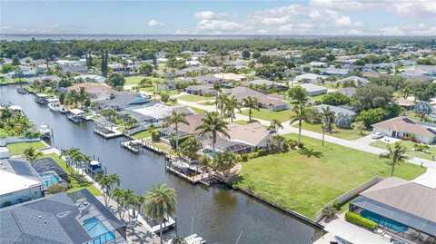 2127 SE 10th, CAPE CORAL, FL 33990