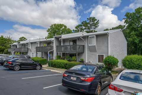 312 WOODLAND VILLAGE, HOMEWOOD, AL 35216