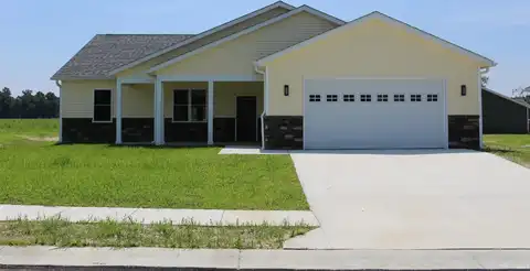 104 Pin Oak Road, Spencer, IN 47460