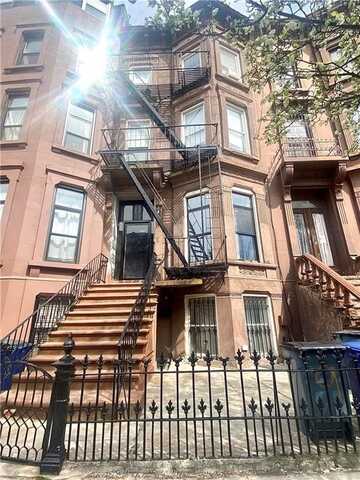 9 Spencer Place, Brooklyn, NY 11216