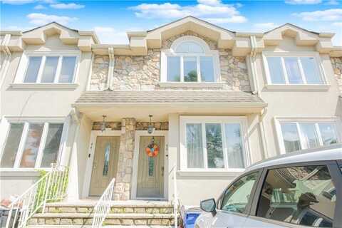 46 Calvanico Lane, Staten Island, NY 10314