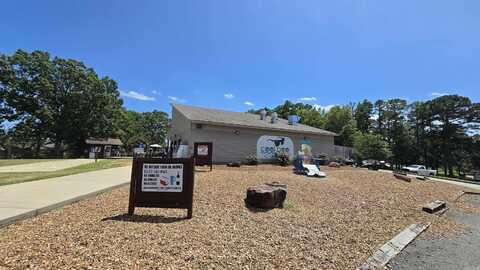 601 Dave Creek Parkway, Fairfield Bay, AR 72088