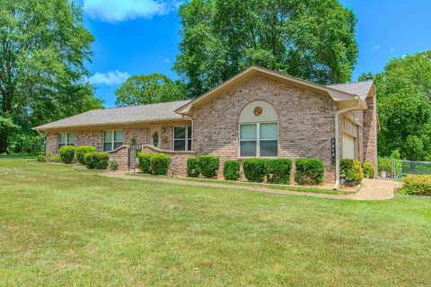7014 Red Oak Drive, Benton, AR 72019