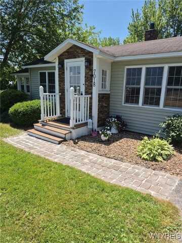 7018 Lakeshore Road, Cicero, NY 13039