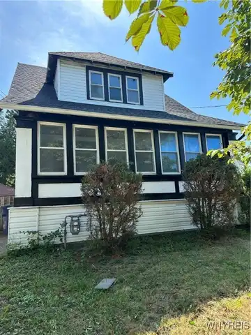 17 Elmer Avenue, Buffalo, NY 14215