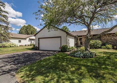 713 Kimry Moor, Manlius, NY 13066