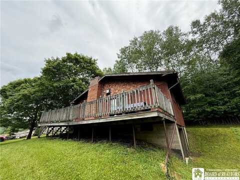 5555 Nichols Run Road, Carlton, NY 14753
