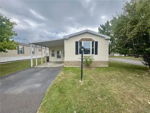 1 Laurel Run, Cheektowaga, NY 14225
