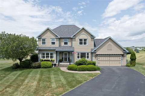 26 Aspen Way, Lansing, NY 14850