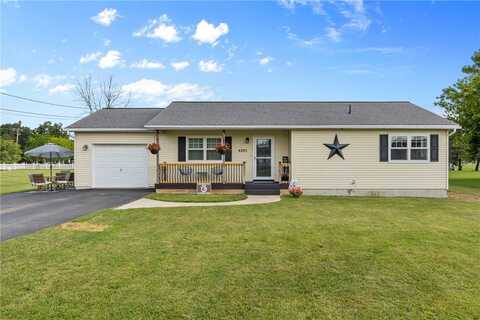 8203 Westphal Parkway, Lyons, NY 14489