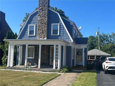 668 Orchard Parkway, Niagara Falls, NY 14301