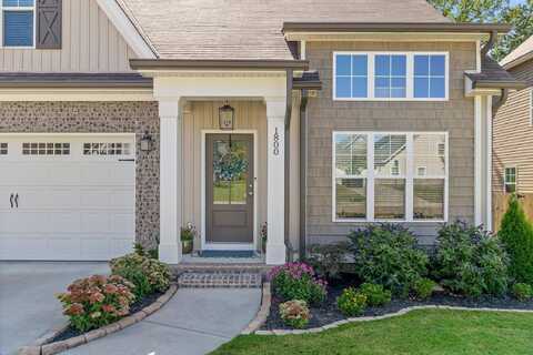 1800 Oakvale Drive, Chattanooga, TN 37421
