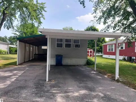 2760 S MICHAEL DRIVE, TRAVERSE CITY, MI 49686