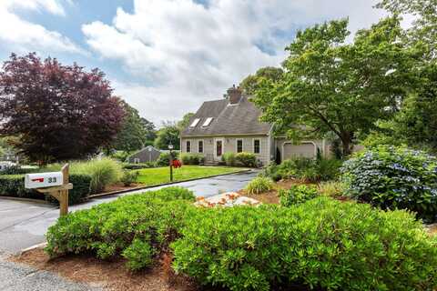 33 Clinton Drive, Yarmouth Port, MA 02675