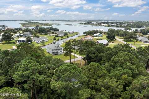206 Channel Drive, Cape Carteret, NC 28584