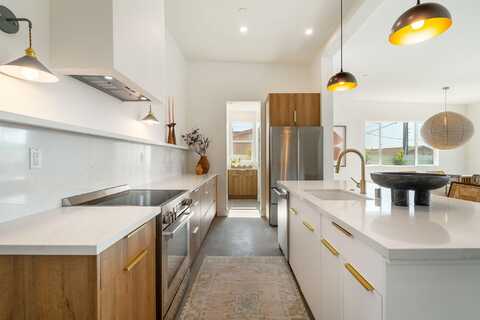 361 W Sunview Avenue, Palm Springs, CA 92262
