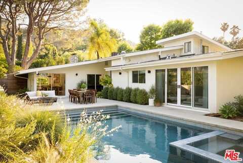3144 Nichols Canyon Rd, Los Angeles, CA 90046