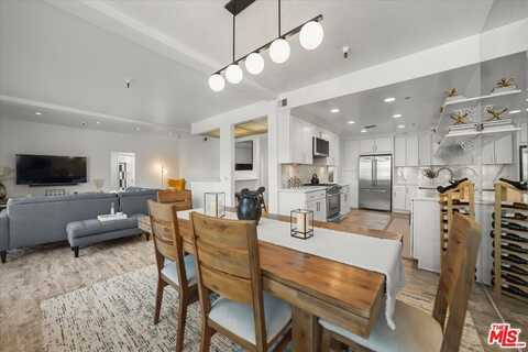 14630 Dickens St, Sherman Oaks, CA 91403