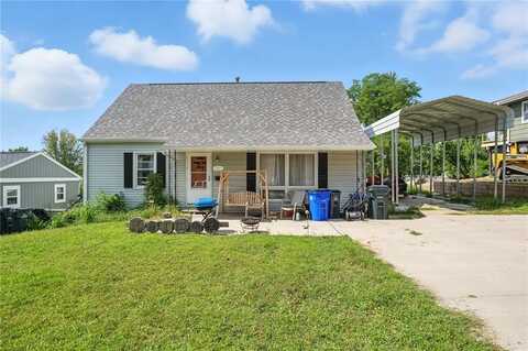 651 40th Street SE, Cedar Rapids, IA 52403