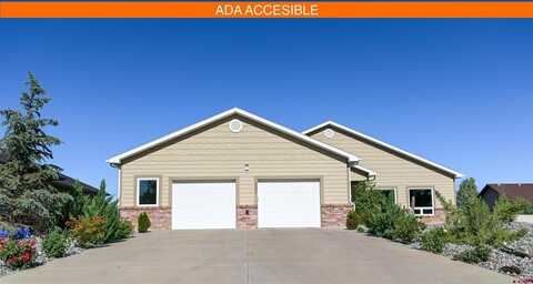 2601 Peyton Drive, Montrose, CO 81401