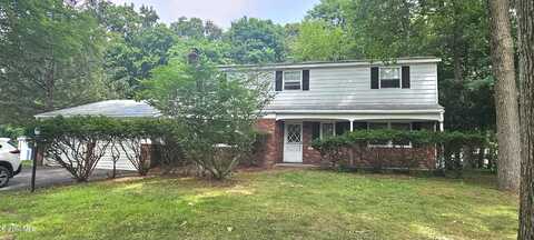 3 Southwood Drive, Clifton Park, NY 12019