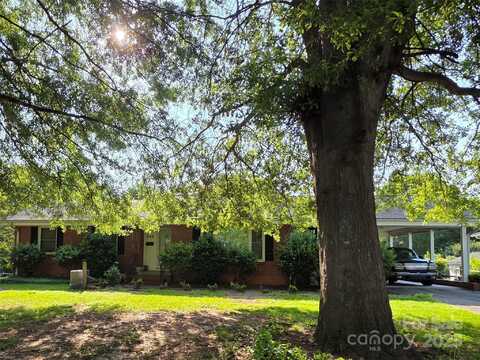 606 Dartmouth Drive, Gastonia, NC 28054