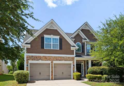 9728 Elgin Moor Road, Charlotte, NC 28278