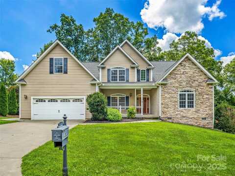 9 Foggy Glen Drive, Arden, NC 28704
