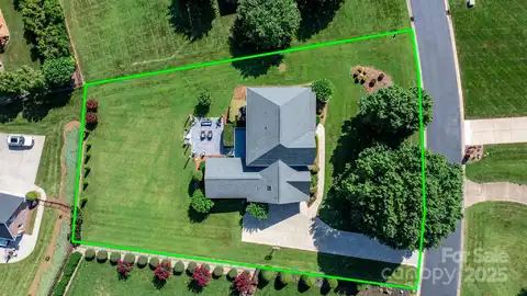2774 Palmer Drive NE, Conover, NC 28613