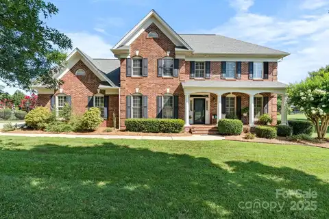 2774 Palmer Drive NE, Conover, NC 28613