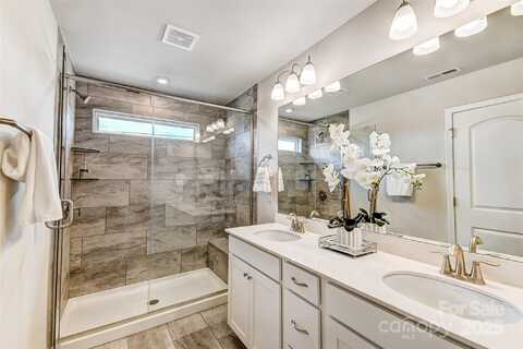 2666 Selbourne Drive, Gastonia, NC 28052