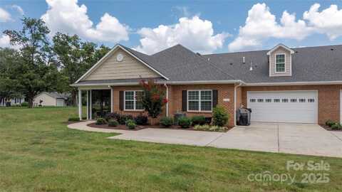 8111 Rainier Drive, Denver, NC 28037